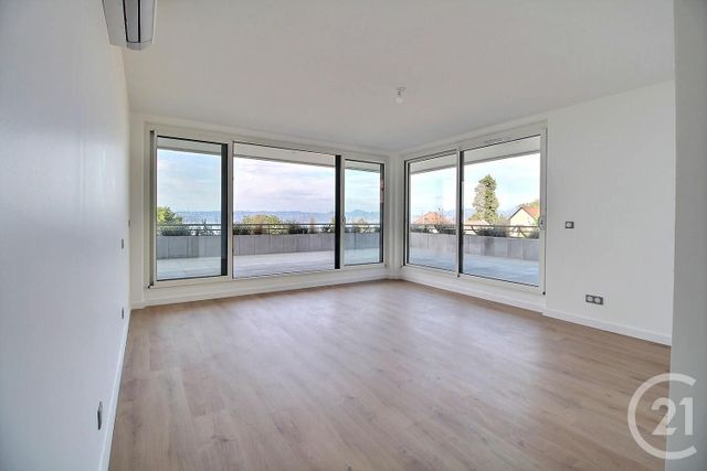 Appartement F4 à vendre - 5 pièces - 223.77 m2 - MAXILLY SUR LEMAN - 74 - RHONE-ALPES - Century 21 Chablais - Léman