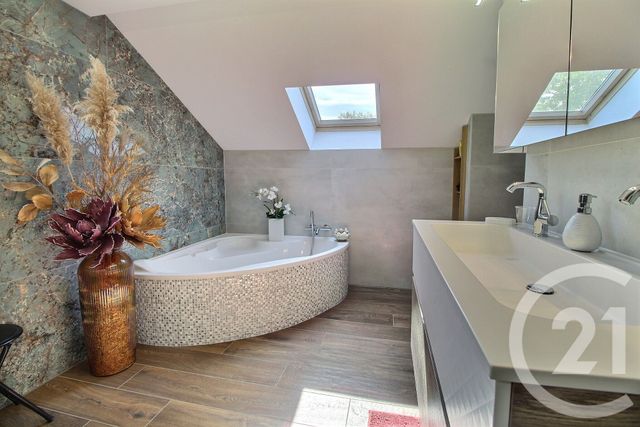 maison à vendre - 5 pièces - 143.39 m2 - PUBLIER - 74 - RHONE-ALPES - Century 21 Chablais - Léman
