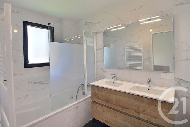 maison à louer - 4 pièces - 87.8 m2 - CHENS SUR LEMAN - 74 - RHONE-ALPES - Century 21 Chablais - Léman