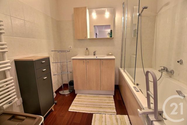 Appartement T3 à vendre - 3 pièces - 78.08 m2 - EVIAN LES BAINS - 74 - RHONE-ALPES - Century 21 Chablais - Léman