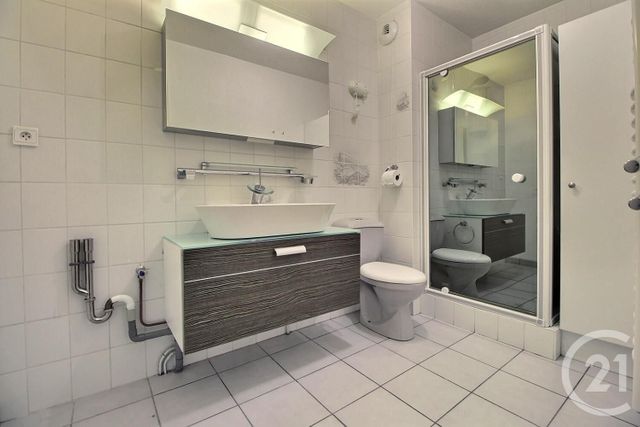 Appartement F4 à vendre - 4 pièces - 107.55 m2 - EVIAN LES BAINS - 74 - RHONE-ALPES - Century 21 Chablais - Léman