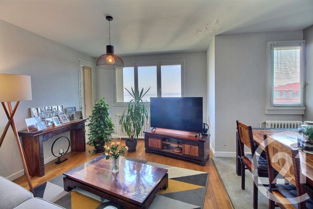 Appartement T3 à vendre - 3 pièces - 68.5 m2 - EVIAN LES BAINS - 74 - RHONE-ALPES - Century 21 Chablais - Léman