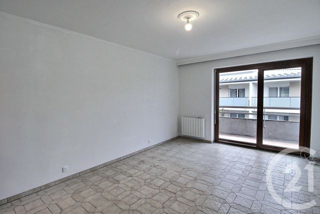 Appartement F3 à louer - 3 pièces - 62.45 m2 - THONON LES BAINS - 74 - RHONE-ALPES - Century 21 Chablais - Léman