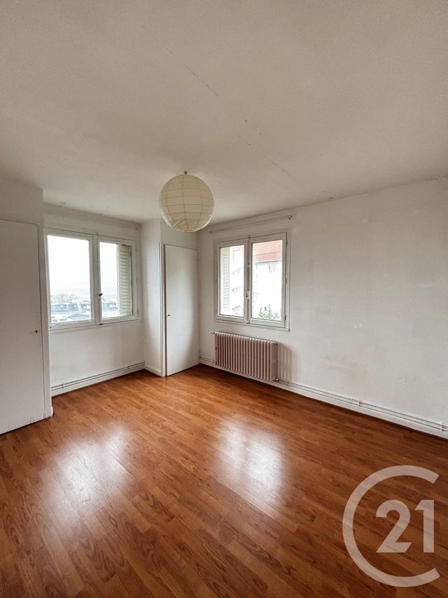 Afficher la photo en grand Appartement T3 à louer - 3 pièces - 68.68 m2 - EVIAN LES BAINS - 74 - RHONE-ALPES - Century 21 Chablais - Léman