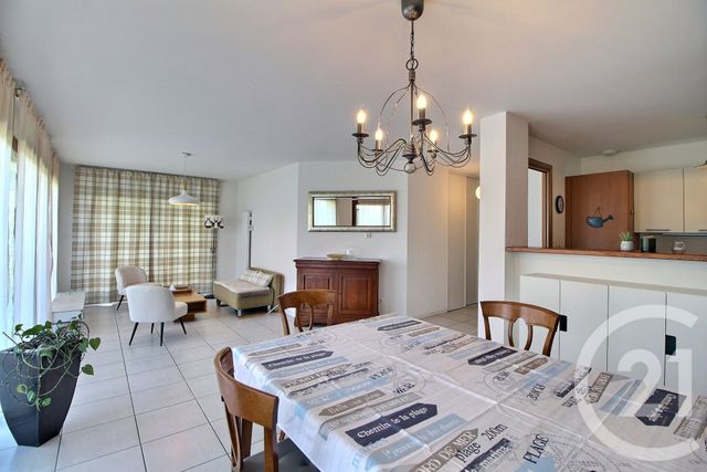 Appartement T4 à louer - 4 pièces - 86.28 m2 - MAXILLY SUR LEMAN - 74 - RHONE-ALPES - Century 21 Chablais - Léman