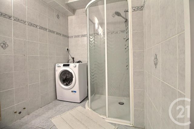 Appartement F4 à vendre - 4 pièces - 71.52 m2 - EVIAN LES BAINS - 74 - RHONE-ALPES - Century 21 Chablais - Léman