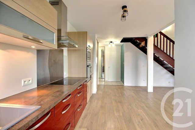 Appartement T5 à louer - 5 pièces - 102.89 m2 - PUBLIER - 74 - RHONE-ALPES - Century 21 Chablais - Léman