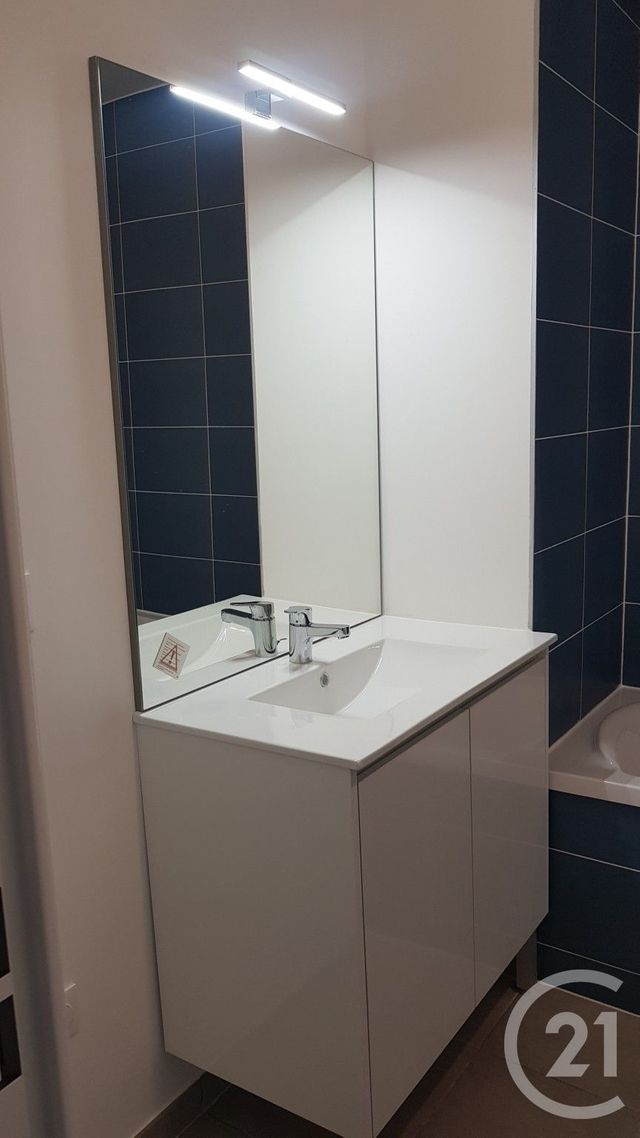 Appartement F2 à louer - 2 pièces - 42.97 m2 - THONON LES BAINS - 74 - RHONE-ALPES - Century 21 Chablais - Léman