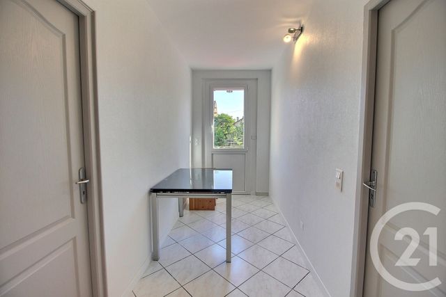 Appartement T4 à louer - 4 pièces - 110.24 m2 - THONON LES BAINS - 74 - RHONE-ALPES - Century 21 Chablais - Léman