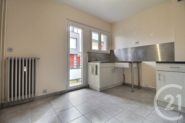 Appartement F2 à vendre - 2 pièces - 46.0 m2 - EVIAN LES BAINS - 74 - RHONE-ALPES - Century 21 Chablais - Léman