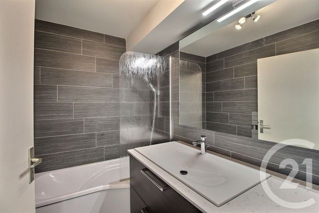 Appartement T2 à louer - 2 pièces - 49.73 m2 - THONON LES BAINS - 74 - RHONE-ALPES - Century 21 Chablais - Léman