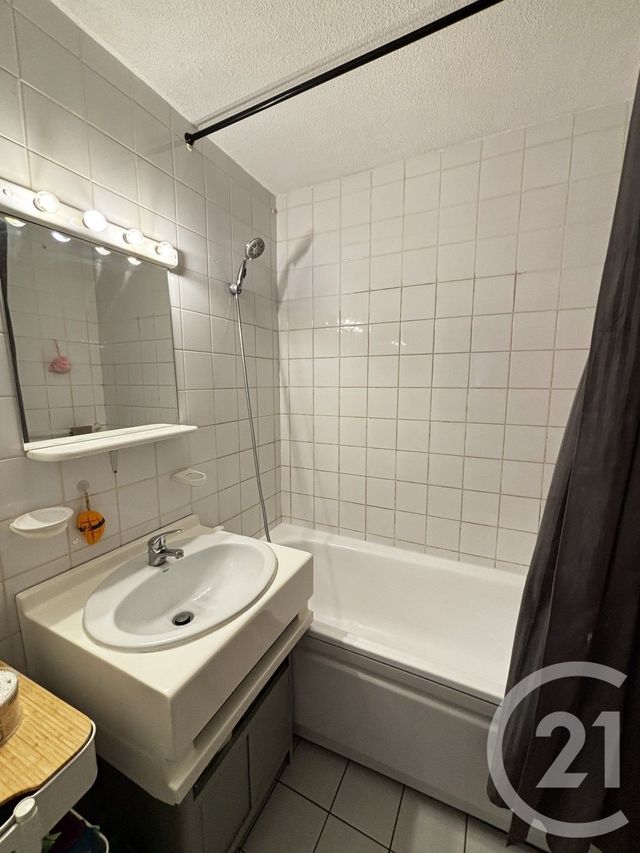 Appartement F3 à louer - 3 pièces - 58.08 m2 - LUGRIN - 74 - RHONE-ALPES - Century 21 Chablais - Léman