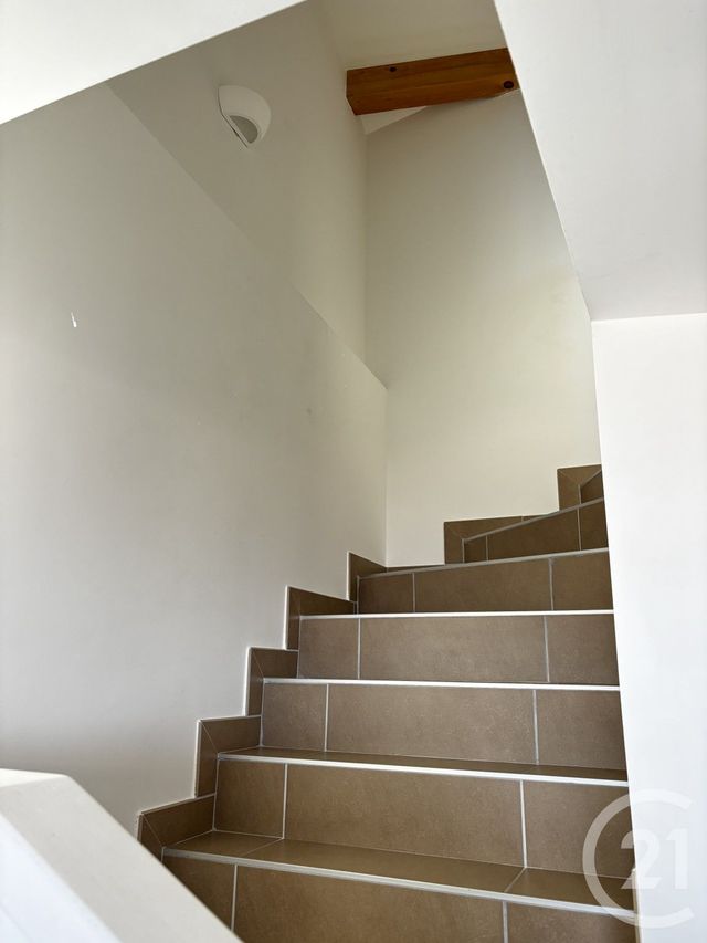 Appartement T3 à louer - 3 pièces - 44.96 m2 - EVIAN LES BAINS - 74 - RHONE-ALPES - Century 21 Chablais - Léman