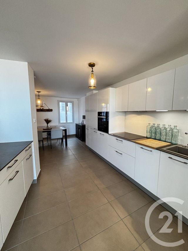 Appartement T3 à louer - 3 pièces - 44.96 m2 - EVIAN LES BAINS - 74 - RHONE-ALPES - Century 21 Chablais - Léman