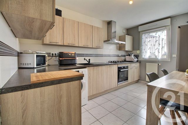 Appartement F4 à vendre - 4 pièces - 79.65 m2 - PUBLIER - 74 - RHONE-ALPES - Century 21 Chablais - Léman