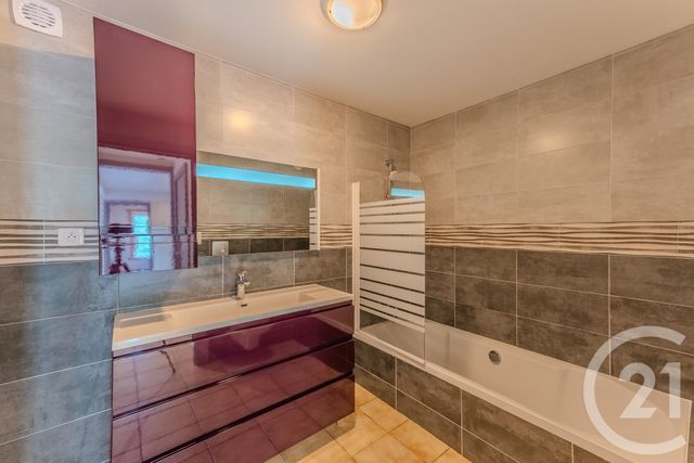 Appartement T3 à louer - 3 pièces - 65.44 m2 - VACHERESSE - 74 - RHONE-ALPES - Century 21 Chablais - Léman