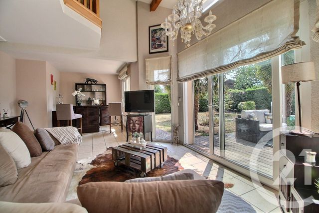 maison à vendre - 6 pièces - 154.49 m2 - PUBLIER - 74 - RHONE-ALPES - Century 21 Chablais - Léman