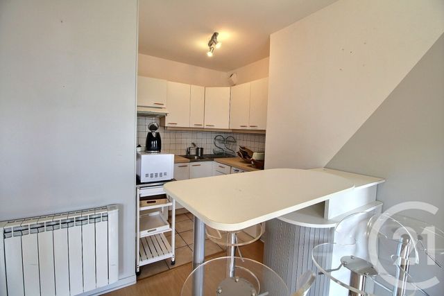 Appartement T1 à louer - 1 pièce - 29.83 m2 - EVIAN LES BAINS - 74 - RHONE-ALPES - Century 21 Chablais - Léman