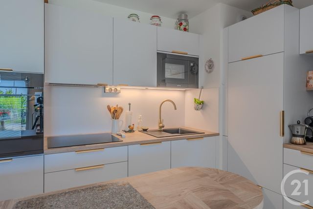 Appartement F3 à vendre - 3 pièces - 45.35 m2 - EVIAN LES BAINS - 74 - RHONE-ALPES - Century 21 Chablais - Léman