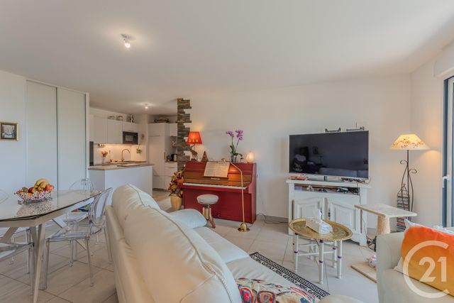 Appartement F3 à vendre - 3 pièces - 45.35 m2 - EVIAN LES BAINS - 74 - RHONE-ALPES - Century 21 Chablais - Léman