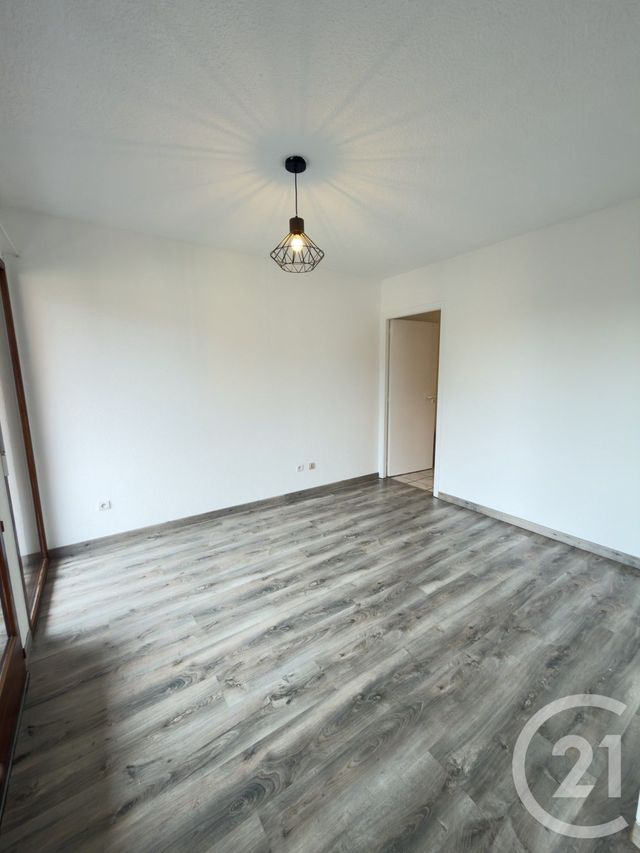 Appartement T2 à louer - 2 pièces - 35.27 m2 - DOUVAINE - 74 - RHONE-ALPES - Century 21 Chablais - Léman