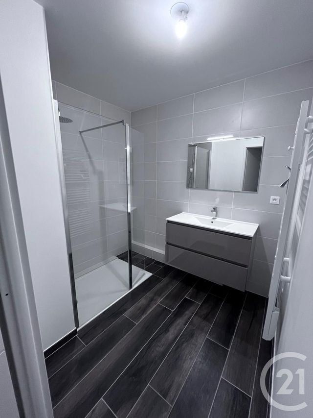 Appartement F3 à louer - 3 pièces - 58.96 m2 - THONON LES BAINS - 74 - RHONE-ALPES - Century 21 Chablais - Léman