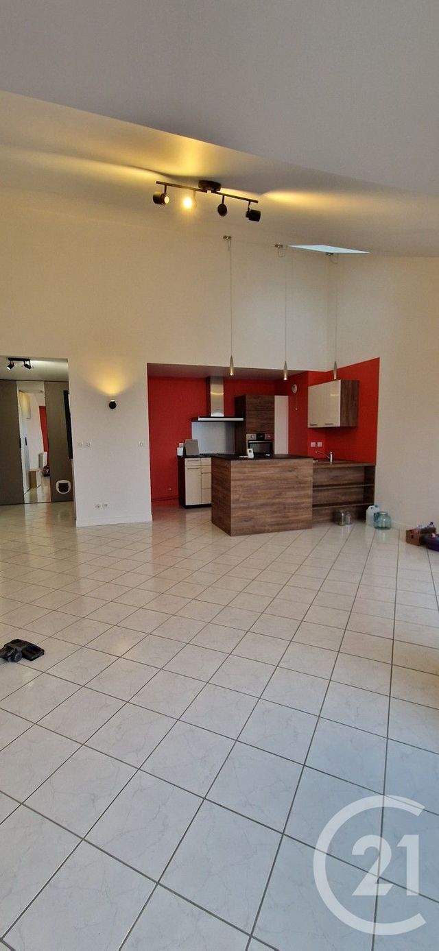 Appartement T3 à louer - 3 pièces - 82.21 m2 - EVIAN LES BAINS - 74 - RHONE-ALPES - Century 21 Chablais - Léman
