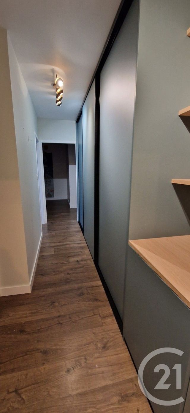 Appartement T3 à louer - 3 pièces - 82.21 m2 - EVIAN LES BAINS - 74 - RHONE-ALPES - Century 21 Chablais - Léman
