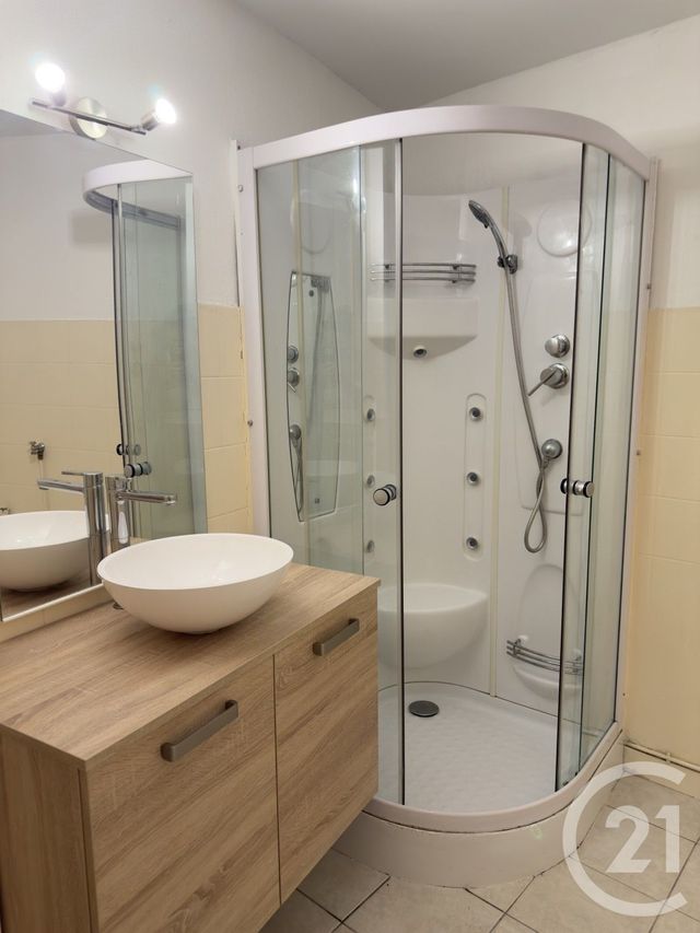 Appartement F1 à louer - 1 pièce - 36.78 m2 - EVIAN LES BAINS - 74 - RHONE-ALPES - Century 21 Chablais - Léman