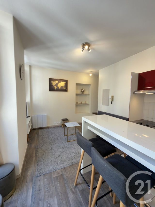 Appartement T1 à louer - 1 pièce - 28.83 m2 - EVIAN LES BAINS - 74 - RHONE-ALPES - Century 21 Chablais - Léman