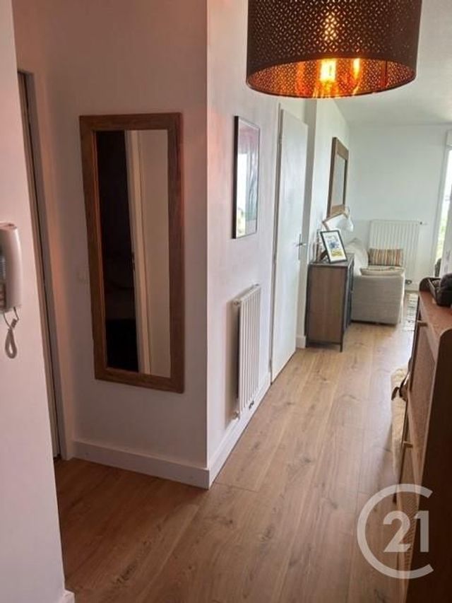 Appartement F3 à louer - 3 pièces - 65.82 m2 - EVIAN LES BAINS - 74 - RHONE-ALPES - Century 21 Chablais - Léman