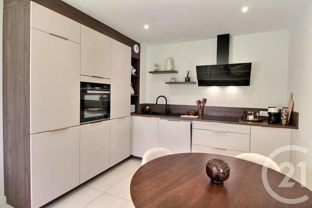 Appartement T3 à louer - 3 pièces - 67.96 m2 - MESSERY - 74 - RHONE-ALPES - Century 21 Chablais - Léman