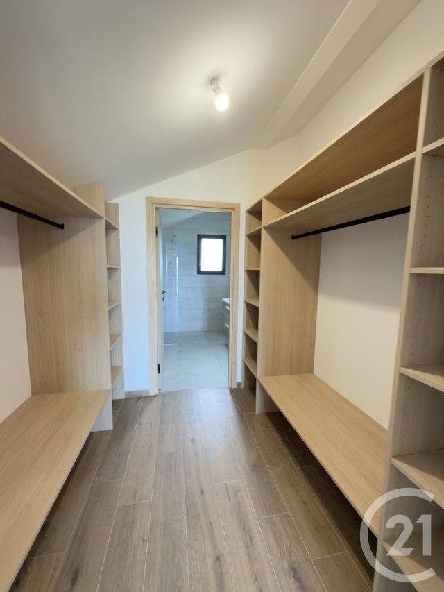 maison à louer - 5 pièces - 137.5 m2 - PUBLIER - 74 - RHONE-ALPES - Century 21 Chablais - Léman