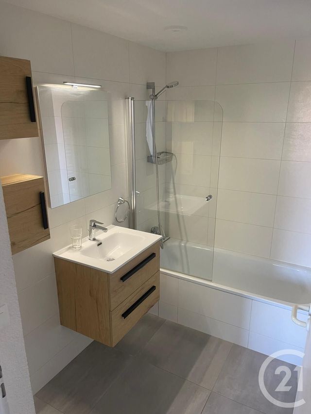 Appartement F2 à louer - 2 pièces - 33.46 m2 - DOUVAINE - 74 - RHONE-ALPES - Century 21 Chablais - Léman