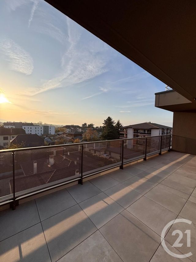 Appartement F3 à louer - 3 pièces - 67.8 m2 - THONON LES BAINS - 74 - RHONE-ALPES - Century 21 Chablais - Léman