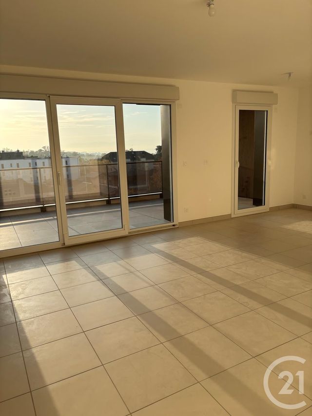 Appartement F3 à louer - 3 pièces - 67.8 m2 - THONON LES BAINS - 74 - RHONE-ALPES - Century 21 Chablais - Léman