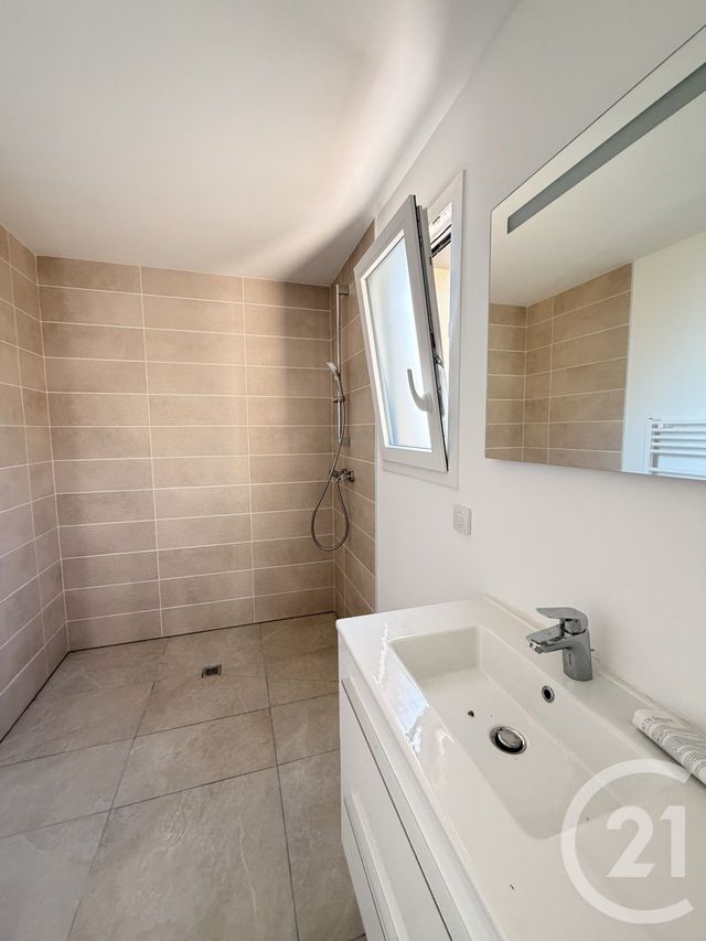 maison à louer - 5 pièces - 106.74 m2 - PUBLIER - 74 - RHONE-ALPES - Century 21 Chablais - Léman