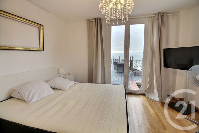 Appartement F4 à louer - 4 pièces - 96.9 m2 - LUGRIN - 74 - RHONE-ALPES - Century 21 Chablais - Léman