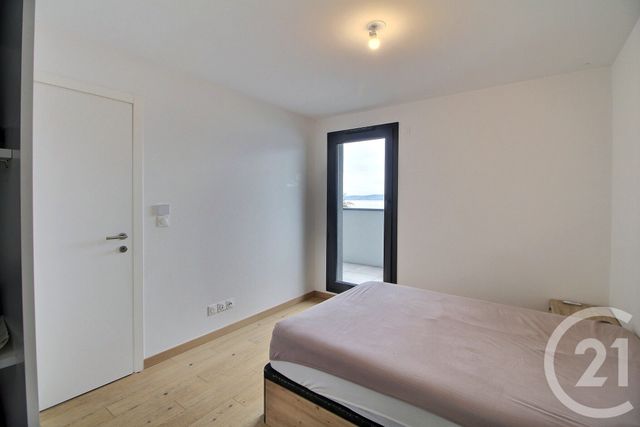 Appartement T2 à louer - 2 pièces - 56.21 m2 - ST GINGOLPH - 74 - RHONE-ALPES - Century 21 Chablais - Léman