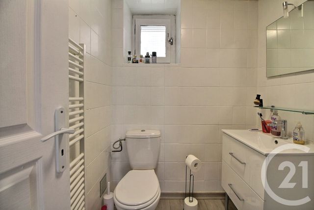 Appartement F2 à vendre - 2 pièces - 37.0 m2 - LUGRIN - 74 - RHONE-ALPES - Century 21 Chablais - Léman