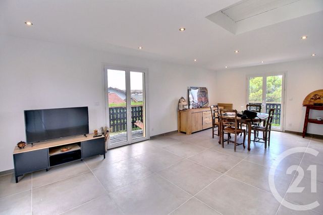 maison à louer - 4 pièces - 79.4 m2 - PUBLIER - 74 - RHONE-ALPES - Century 21 Chablais - Léman